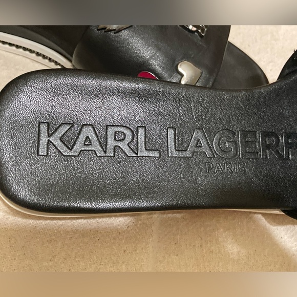 KARL LAGERFELD PARIS Jeslyn Leather Charm Slide Sandals - Picture 4 of 7